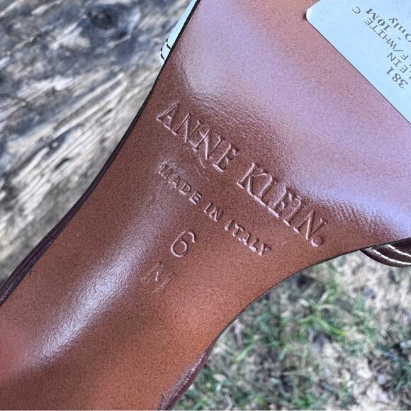 Anne Klein Peep Toe Slingback Brown White Colorblock Italy Heels Women’s Size 6M - Picture 9 of 10